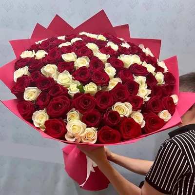 Фотография букета из 101 розы 70 см - скачать в webp