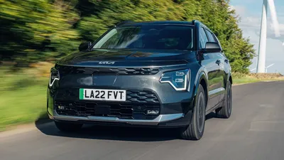 Скачайте 2023 Kia Niro в высоком качестве