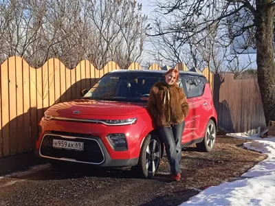 Изображения Kia Soul 2023 в движении