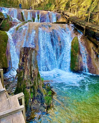 Впечатляющие фото водопадов в Сочи для скачивания