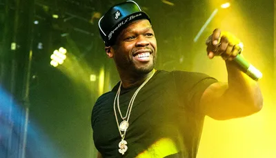 Фото музыканта 50 Cent в стиле хип-хоп