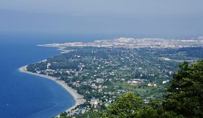 Абхазия Цандрипш: береговая линия и кристально чистые воды