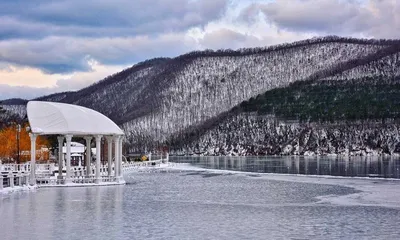 Снежные пейзажи Абрау дюрсо: фотогалерея