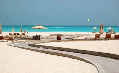 Фото пляжей Абу-Даби: выберите свой размер и формат