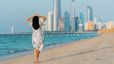 Фото пляжей Абу-Даби: выберите свой размер и формат скачивания