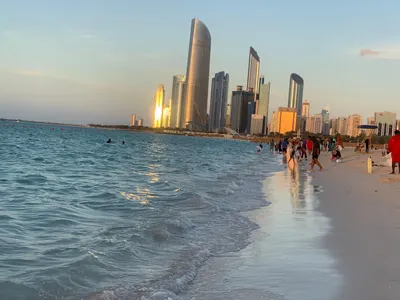 Картинки пляжей Абу-Даби в 4K качестве