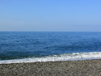 Фото Адлер пляж Чайка - солнечные пляжные виды в формате JPG