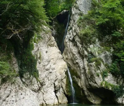 Фотографии Агурских водопадов: волшебство природы в каждом кадре