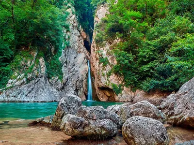 Фотоальбом Агурских водопадов: уникальные изображения в разных форматах