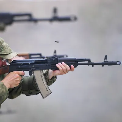 Изображение АК-47 в формате webp: выберите свой размер