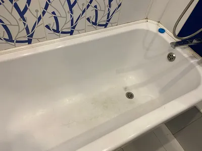 Фото ванной комнаты с акриловой вставкой в ванну