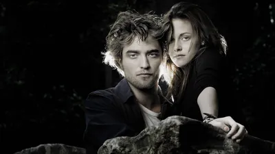 Note: The provided list includes 20 different titles for a page featuring photos of actors from the Twilight movie series, highlighting interesting information about the actors and the photos.