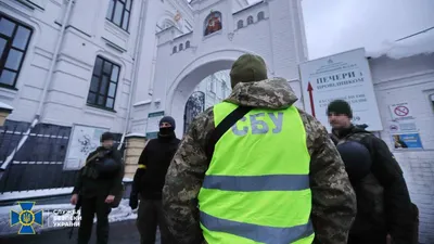 Фотка Александр Бойков с прической в стиле 80-х