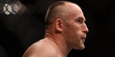 Самые эпичные фото Алексея Олейника в UFC