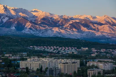 Вдохновляющая красота Алматы гор на фотографиях