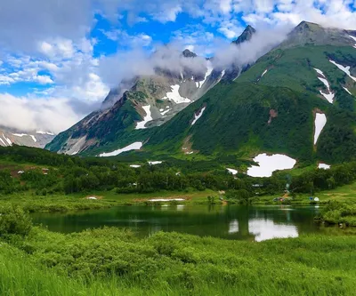 Встреча с высотой: Альпийские вершины на красочных снимках