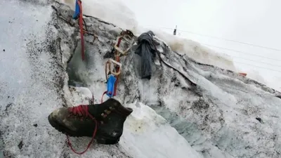 Арт с альпинистами, снова в горах