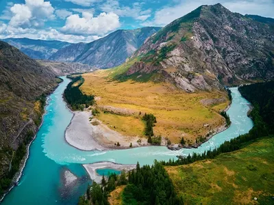 Загадочные моменты реки Катунь на фото