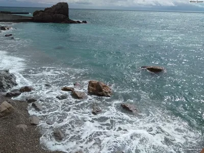 Фото пляжа Лягушка - природная красота Крыма