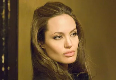 Изящная Анджелина Джоли на фотографиях высокого разрешения
