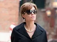 Фото Анджелины Джоли из фильма Турист: великолепная картинка для фона на телефон.