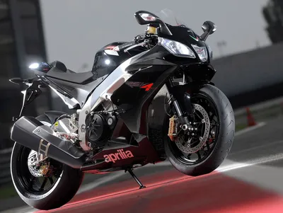 Фотка Aprilia RSV4 RR, выразительная и эффектная