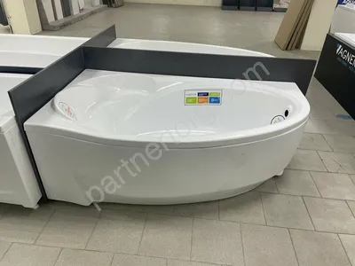 Асимметричные ванны: создайте уникальный интерьер ванной комнаты