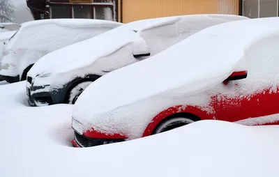 Снегопад и автомобиль: Фото в хорошем качестве