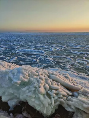 Ледяные орнаменты: Изображение Азовского моря