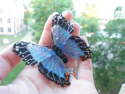 Уникальные бабочки из бисера в высоком разрешении