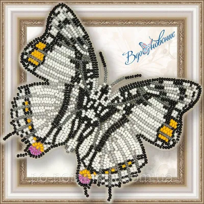 Изысканные бабочки из бисера на странице изображений