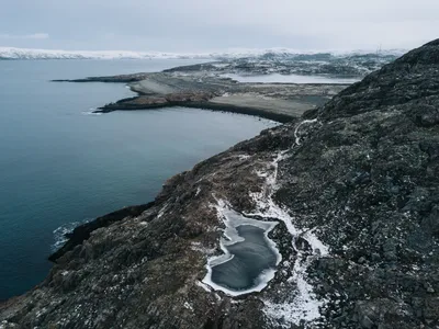 Освежающее погружение в Баренцевом море: фото, передающее чистоту и яркость