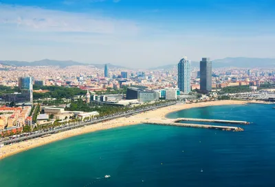 Фото Барселона пляж - фотографии пляжей с отражением в воде
