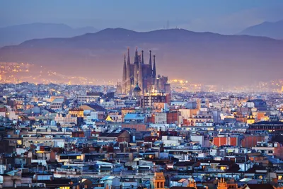 Волшебство Барселоны зимой: Изображения для скачивания в различных размерах