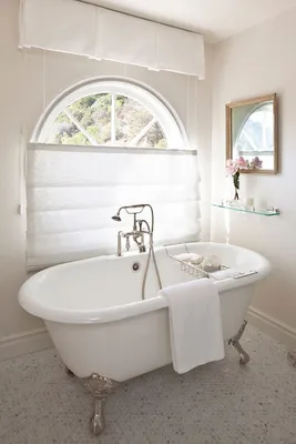 17) Белая мозаика в ванной: выберите формат для скачивания (JPG, PNG, WebP)
