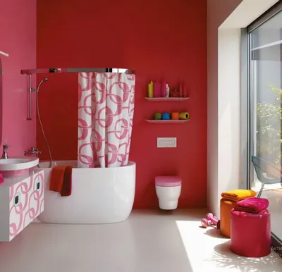 Бело-красная ванная комната с элегантным дизайном