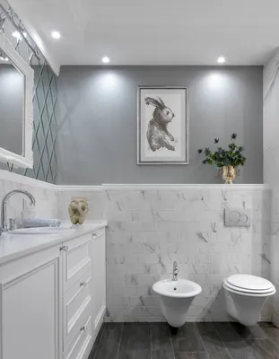 Фото ванной комнаты: бело-серая атмосфера