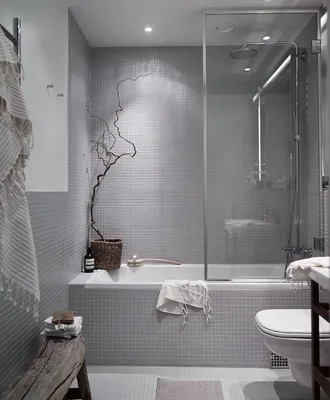 Фото ванной комнаты: бело-серая гармония и стиль