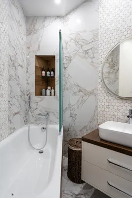 Фото белого кафеля в ванной комнате в HD качестве.