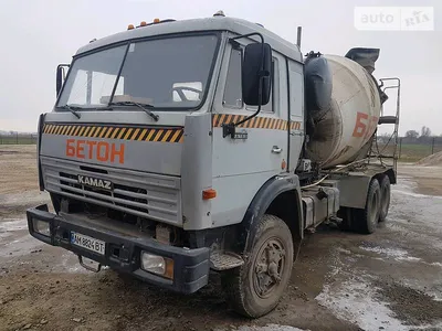 Профессиональные фотографии бетономешалок в высоком разрешении