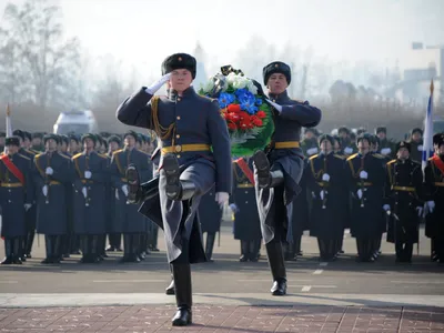 Фото на 23 февраля: скачать бесплатно креативные картинки