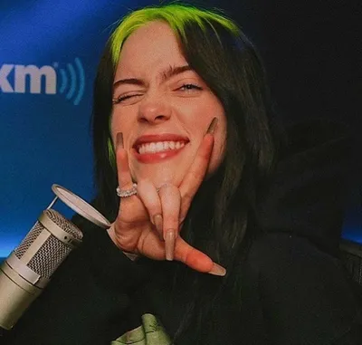 Фото Billie Eilish в формате высокого динамического диапазона (HDR)