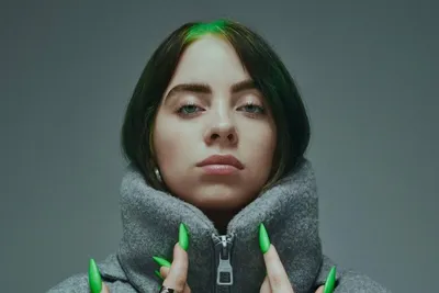 Фото Billie Eilish в формате панорамы