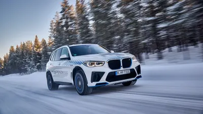 Великолепие снега: Фотографии BMW X5 в различных размерах