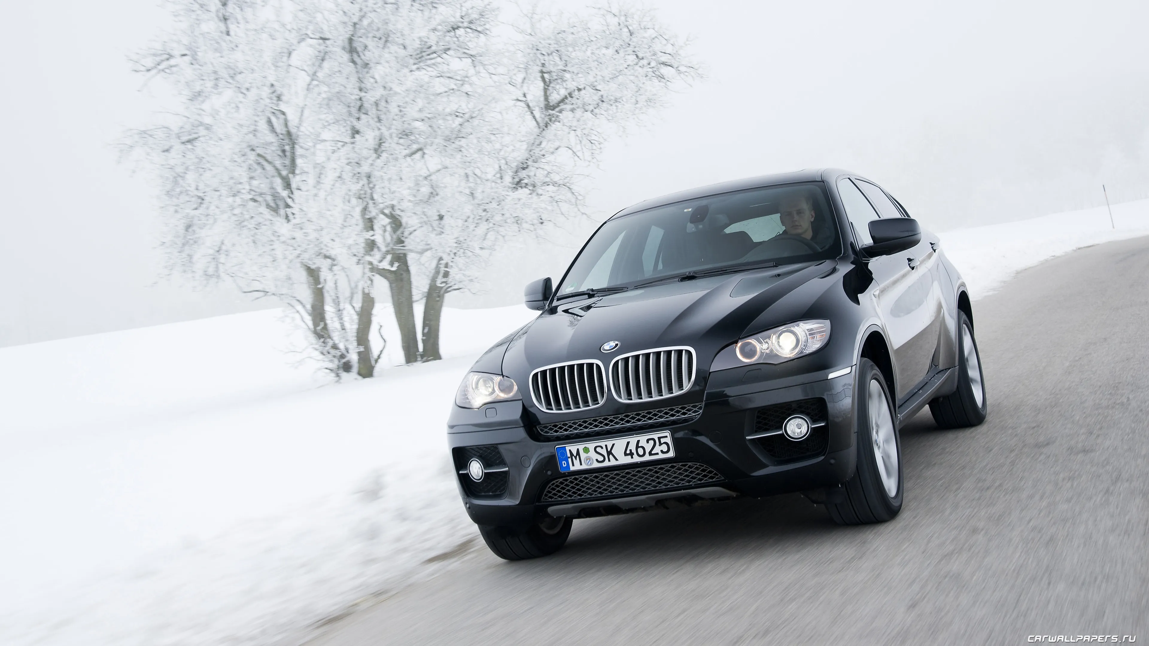 Реклама x6. BMW x6 xdrive35i. БМВ х6 черная. БМВ х6 2011. БМВ x6 2012.