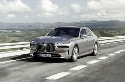 Изображения BMW 7 Series 2023: смотрите в деталях