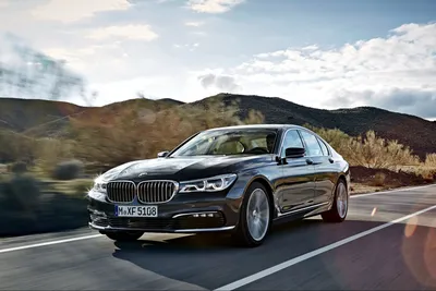 Изумительные картинки BMW 740e xDrive 2023