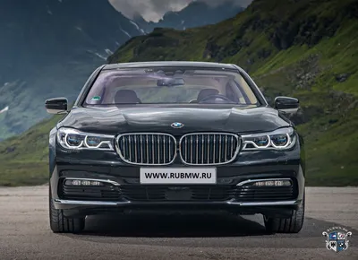 Скачать фото BMW 740e xDrive 2023 в качестве обоев