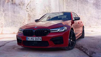 Новейшая BMW M5 2023 во всей красе