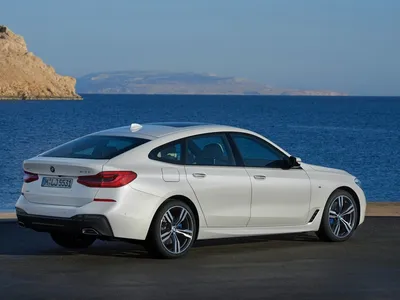 Фото BMW M550i Gran Turismo 2023 в PNG